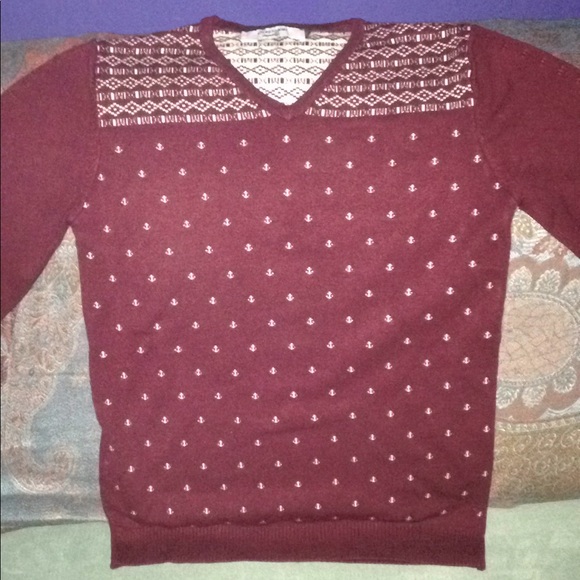Maroon v-neck anchor sweater - Picture 2 of 2